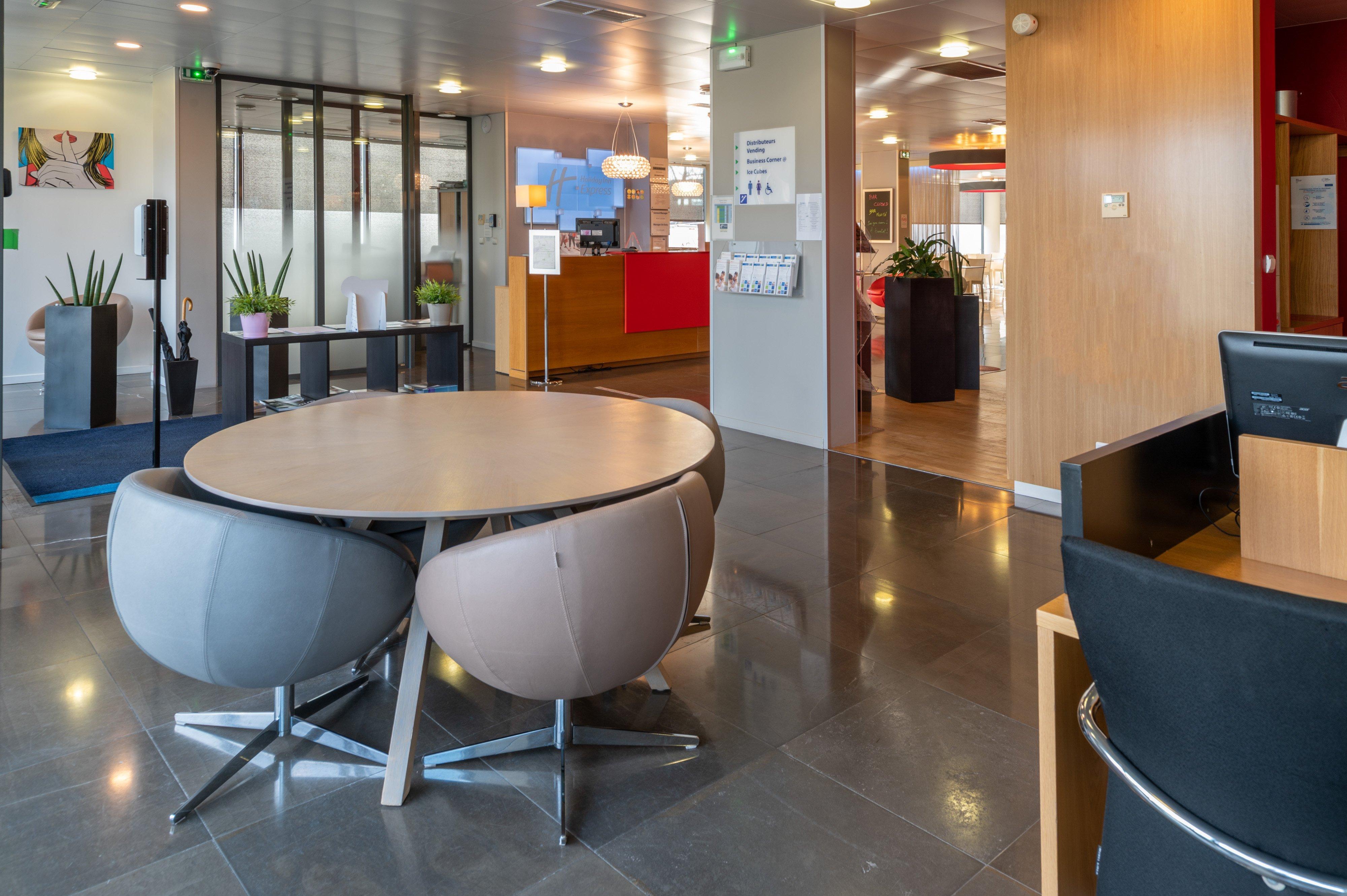 Holiday Inn Express Saint-Nazaire By Ihg Екстер'єр фото
