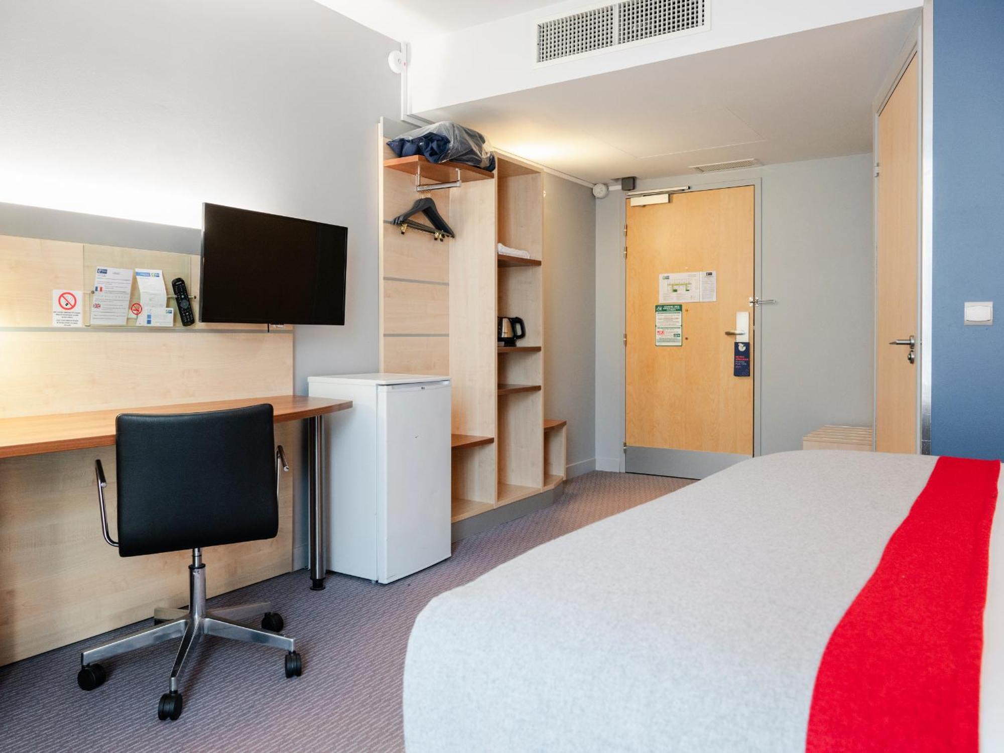 Holiday Inn Express Saint-Nazaire By Ihg Екстер'єр фото