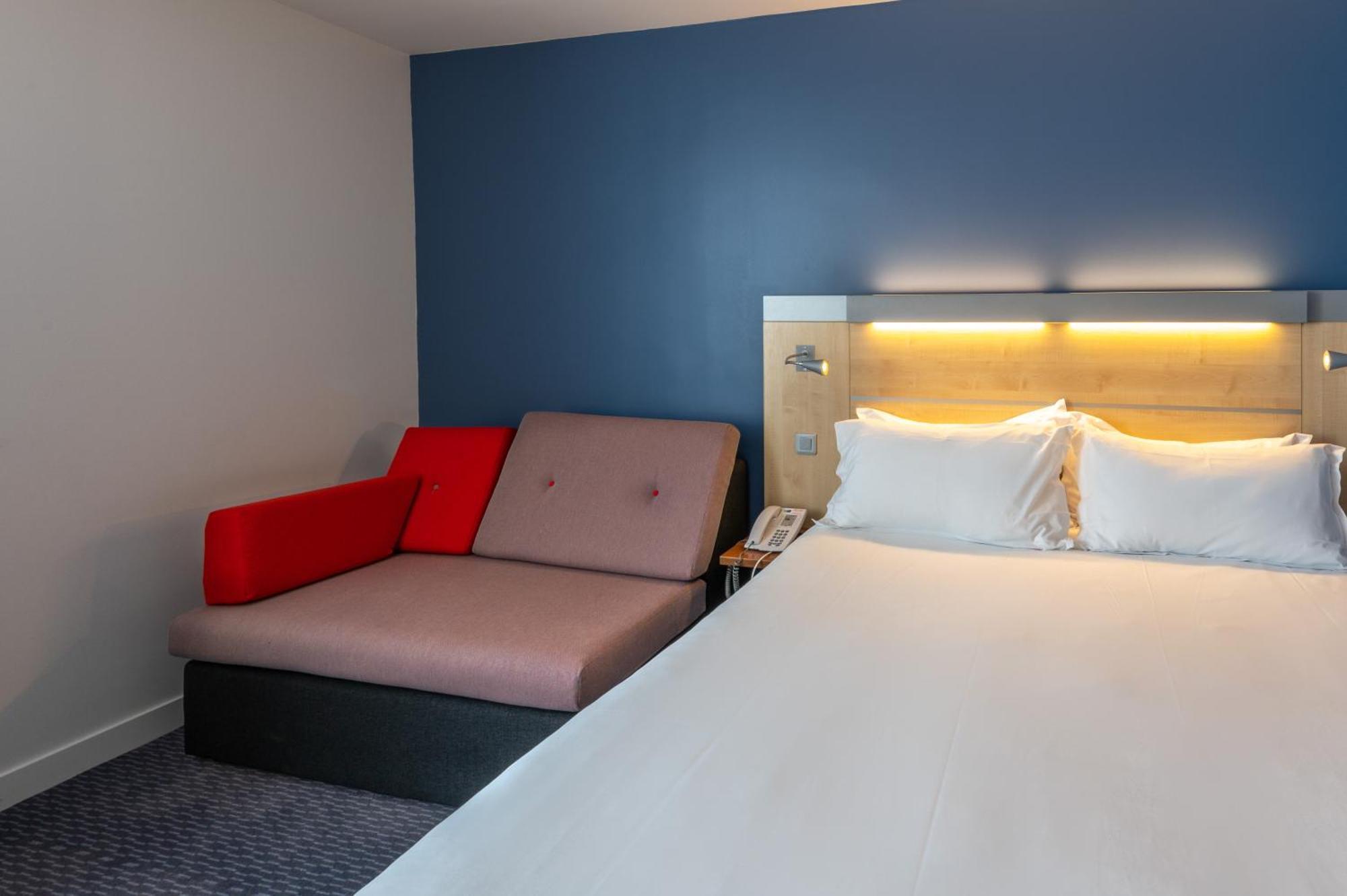 Holiday Inn Express Saint-Nazaire By Ihg Екстер'єр фото